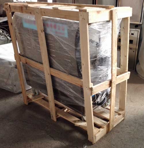 洛陽客戶訂購的蒸汽洗車機